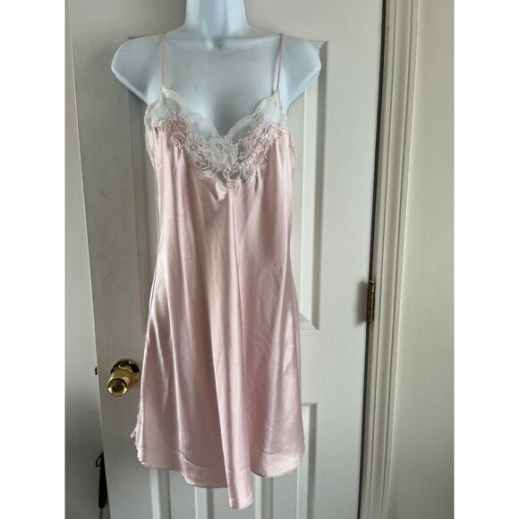 Vintage 1980's Etienne Peignoir Set Nightgown (S) and Robe (S) Pink With Beige - Picture 5 of 10